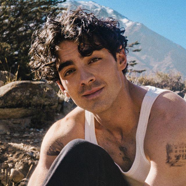 Joe Jonas