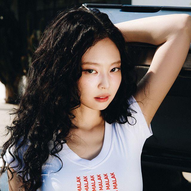 JENNIE